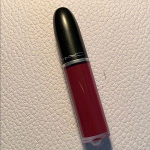 MAC lip color